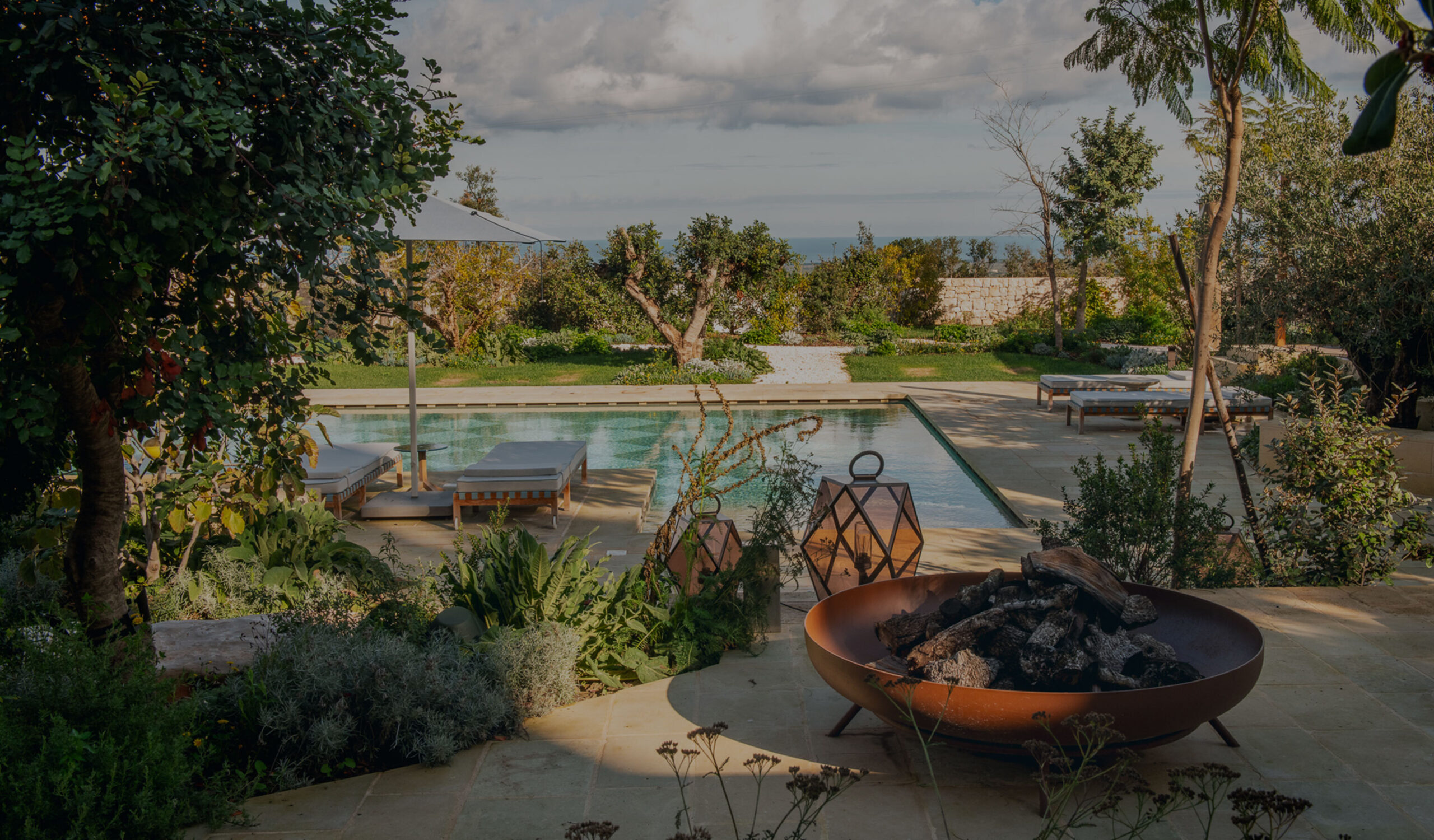 RARE vista ostuni hero
